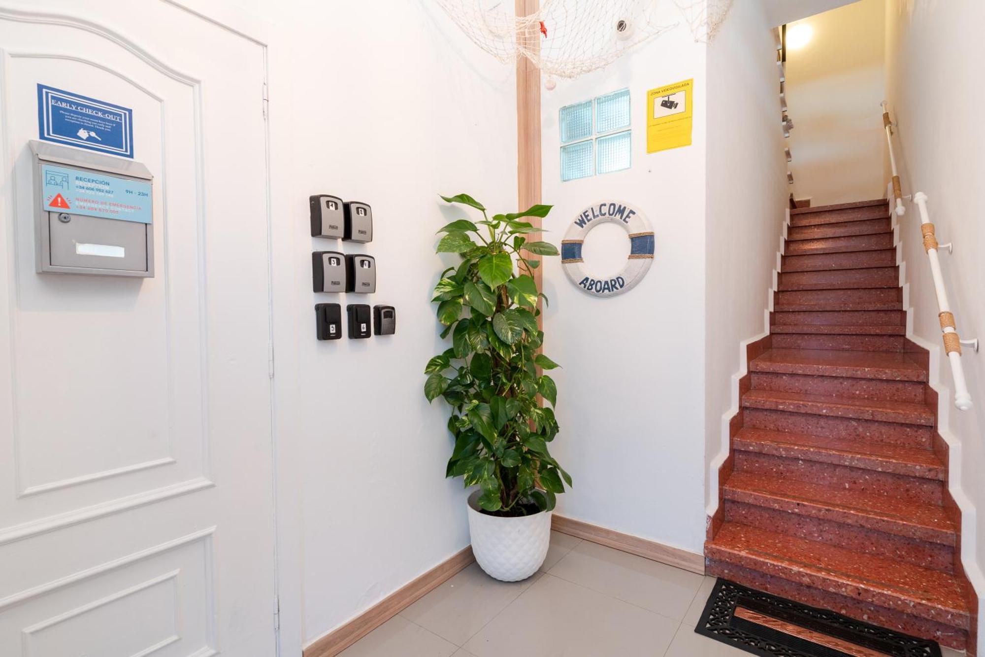 Hostel Neon Tenerife Guaza Exterior photo